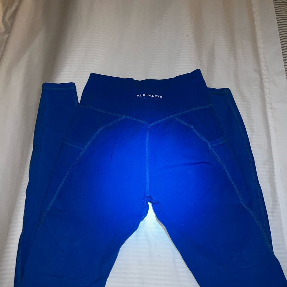 Alphalete Vibrant Blue Leggings